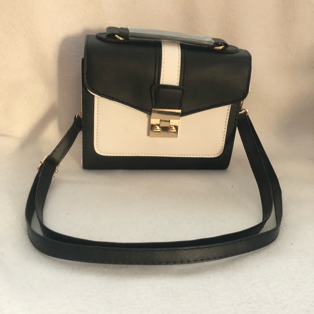 Lovely Rectangular leather crossbody bag